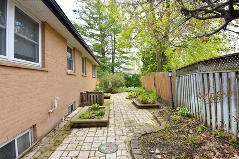 5409 Croydon Road Burlington ON L7L 3J2
