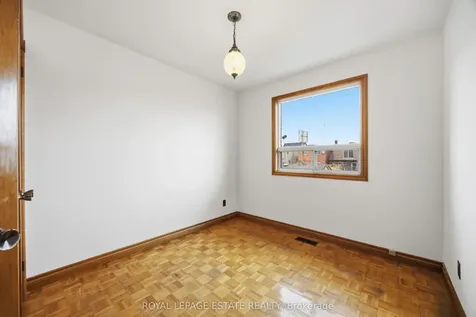 293 Harvie Avenue Toronto ON M6E 4L2