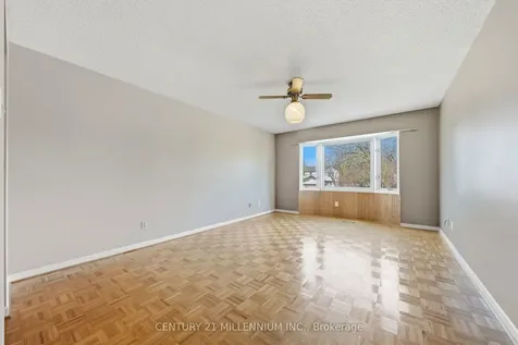 30 Milford Crescent Brampton ON L6S 3E3