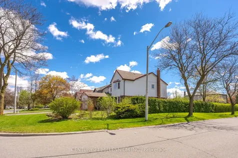 30 Milford Crescent Brampton ON L6S 3E3
