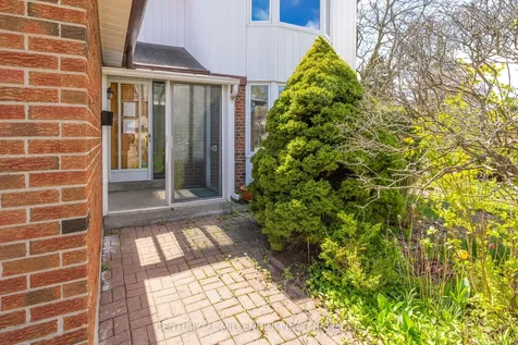 30 Milford Crescent Brampton ON L6S 3E3