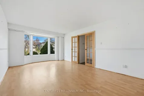 30 Milford Crescent Brampton ON L6S 3E3