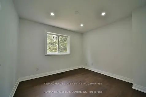 20 Mozart Crescent Brampton ON L6Y 2W7