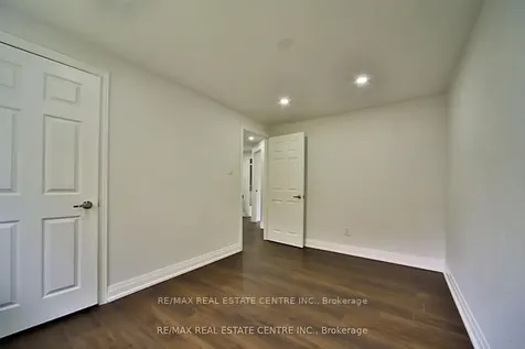 20 Mozart Crescent Brampton ON L6Y 2W7
