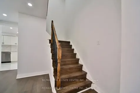 20 Mozart Crescent Brampton ON L6Y 2W7