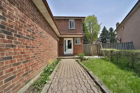 20 Mozart Crescent Brampton ON L6Y 2W7