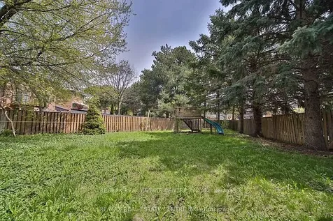 20 Mozart Crescent Brampton ON L6Y 2W7