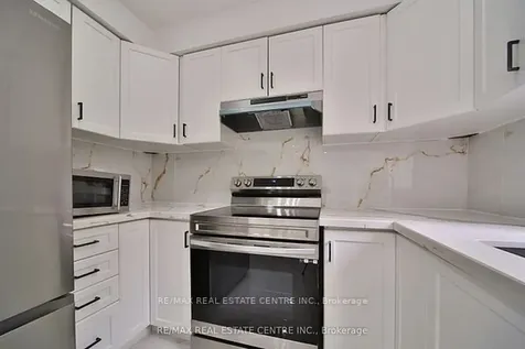 20 Mozart Crescent Brampton ON L6Y 2W7