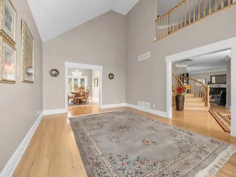 1478 Estes Crescent Mississauga ON L5V 1M4