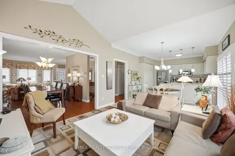 14 Yorkwood Trail Brampton ON L6R 3J3