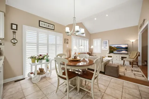 14 Yorkwood Trail Brampton ON L6R 3J3