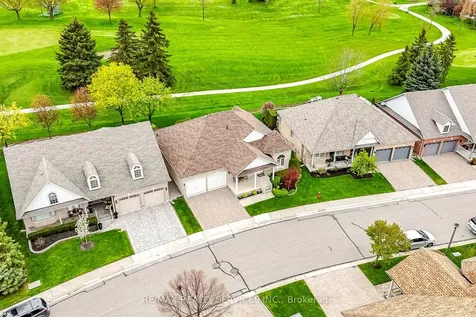 14 Yorkwood Trail Brampton ON L6R 3J3