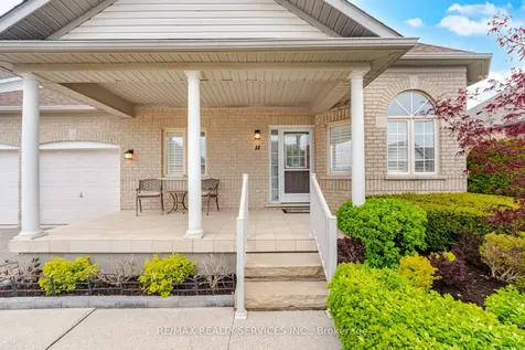 14 Yorkwood Trail Brampton ON L6R 3J3