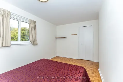 7340 Leesburg Street Mississauga ON L4T 3R6