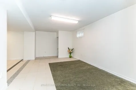 7340 Leesburg Street Mississauga ON L4T 3R6