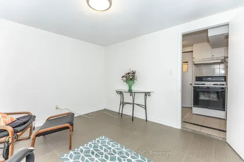 7340 Leesburg Street Mississauga ON L4T 3R6