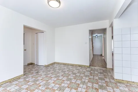 7340 Leesburg Street Mississauga ON L4T 3R6