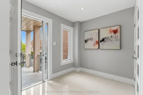 5532 Windy Hill Court Mississauga ON L4Z 3W4