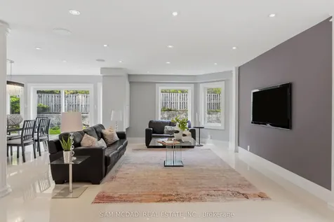 5532 Windy Hill Court Mississauga ON L4Z 3W4