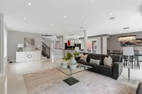5532 Windy Hill Court Mississauga ON L4Z 3W4