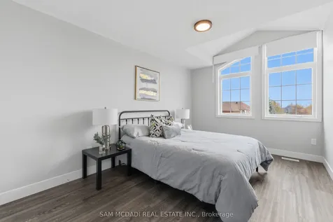 5532 Windy Hill Court Mississauga ON L4Z 3W4