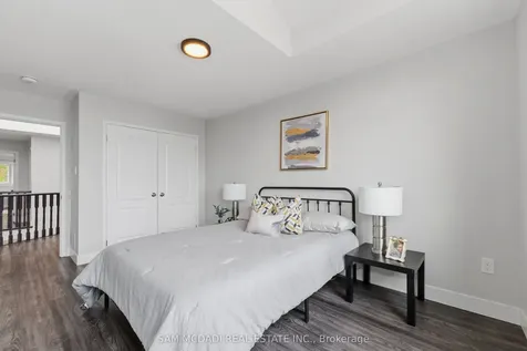 5532 Windy Hill Court Mississauga ON L4Z 3W4