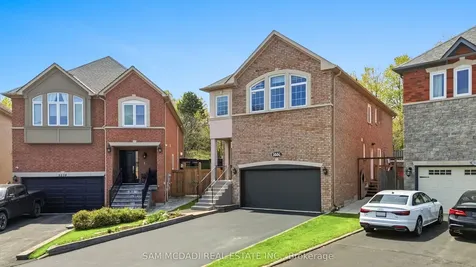5532 Windy Hill Court Mississauga ON L4Z 3W4