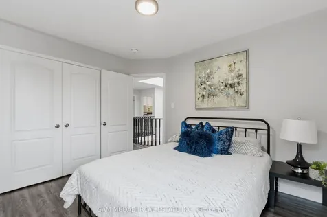 5532 Windy Hill Court Mississauga ON L4Z 3W4