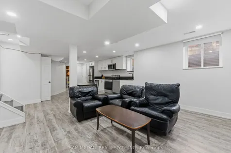 5532 Windy Hill Court Mississauga ON L4Z 3W4