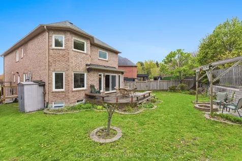 5532 Windy Hill Court Mississauga ON L4Z 3W4