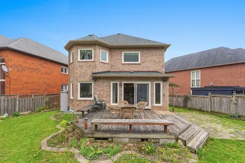 5532 Windy Hill Court Mississauga ON L4Z 3W4
