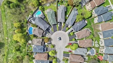 5532 Windy Hill Court Mississauga ON L4Z 3W4