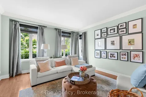 297 Fritillary Street Oakville ON L6L 6W7
