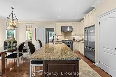 297 Fritillary Street Oakville ON L6L 6W7