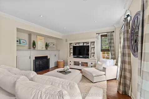 297 Fritillary Street Oakville ON L6L 6W7