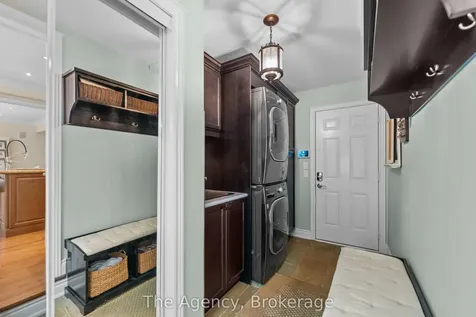 297 Fritillary Street Oakville ON L6L 6W7
