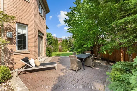 297 Fritillary Street Oakville ON L6L 6W7