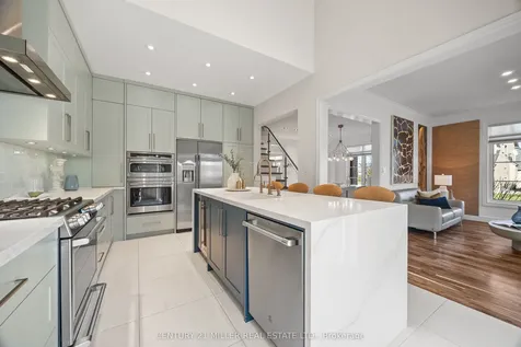 2252 Dewsbury Drive Oakville ON L6M 0A6