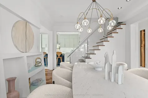 2252 Dewsbury Drive Oakville ON L6M 0A6