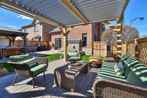 2252 Dewsbury Drive Oakville ON L6M 0A6