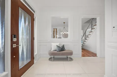 2252 Dewsbury Drive Oakville ON L6M 0A6