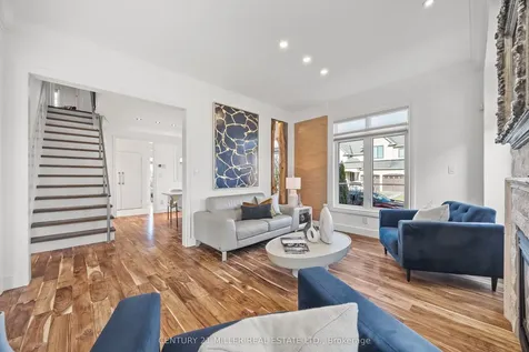 2252 Dewsbury Drive Oakville ON L6M 0A6