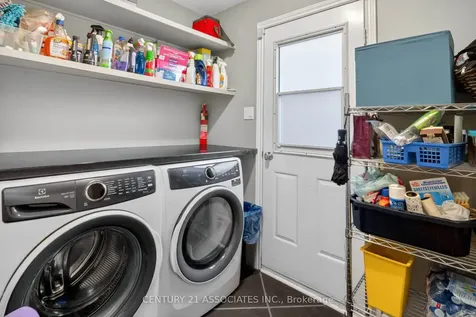 3712 Ketchum Court Mississauga ON L5L 4S4
