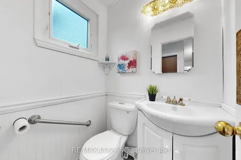 1947 Bonnymede Drive Mississauga ON L5J 1E4