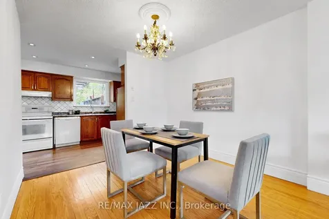 1947 Bonnymede Drive Mississauga ON L5J 1E4