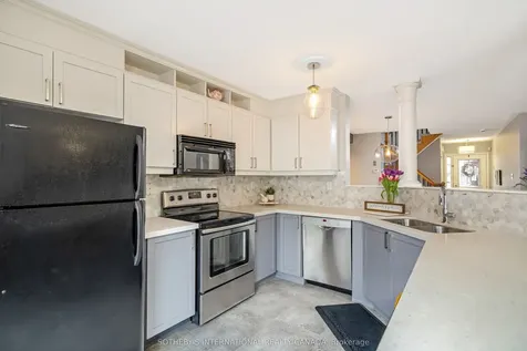 1416 Mcdermott Way Milton ON L9T 6L7