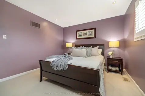 1416 Mcdermott Way Milton ON L9T 6L7