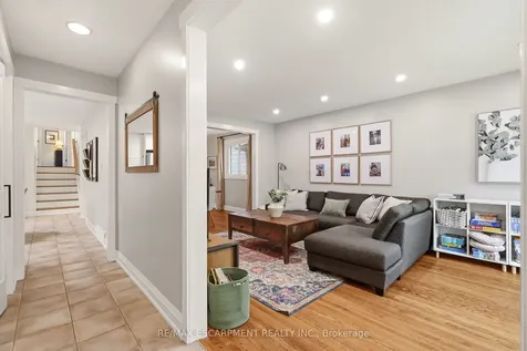 3452 Caplan Crescent Burlington ON L7N 2P9