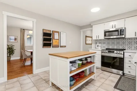 3452 Caplan Crescent Burlington ON L7N 2P9