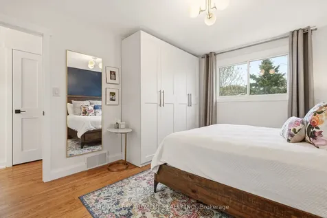 3452 Caplan Crescent Burlington ON L7N 2P9